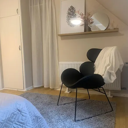 Appartement 4 Vaerelser Naer Hillerod, Lige Ved Skov